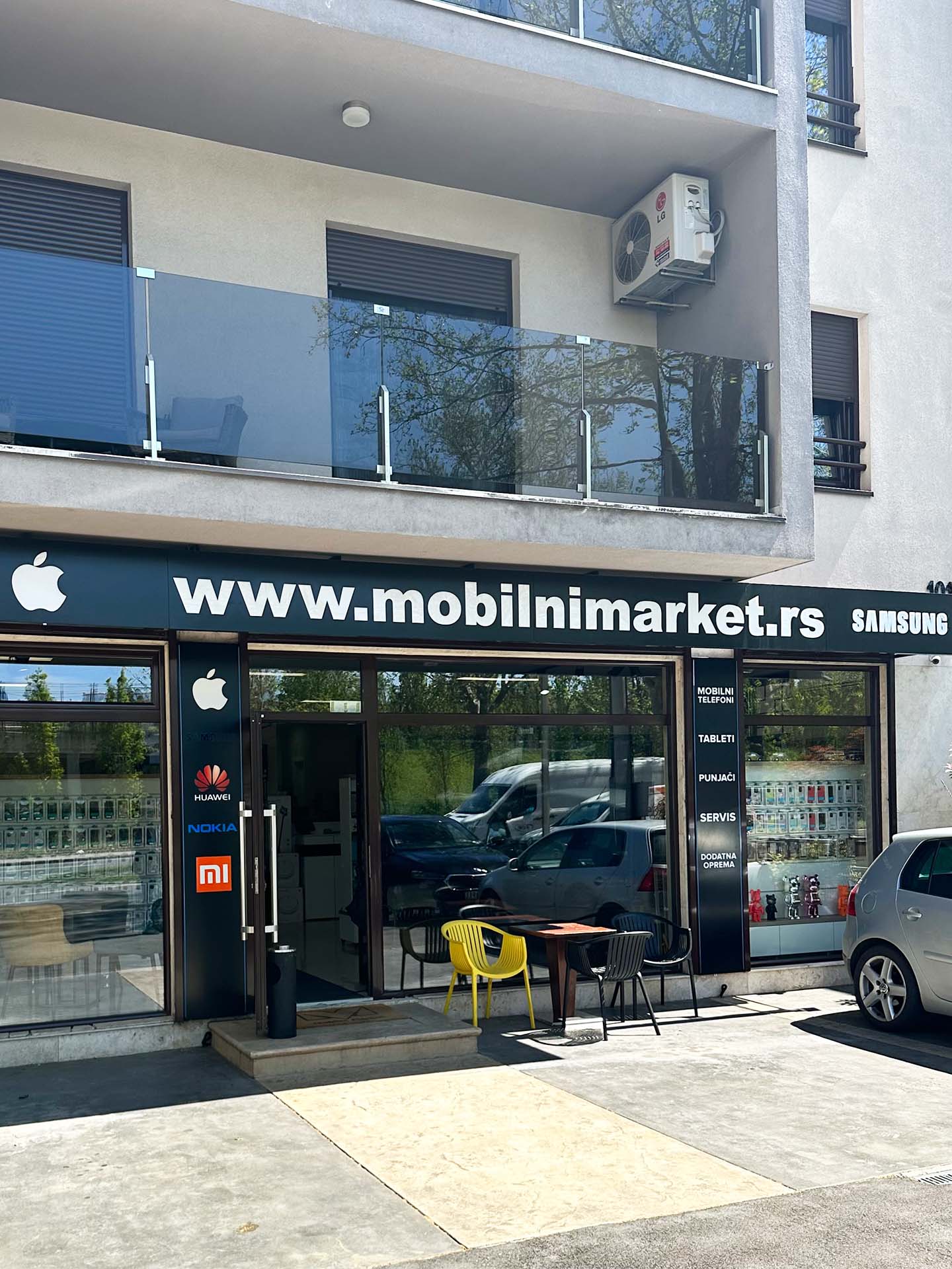 3D reklama Mobilni Market Beograd 3D reklama Mobilni Market Beograd